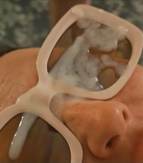 Look how thicc that Cum is!