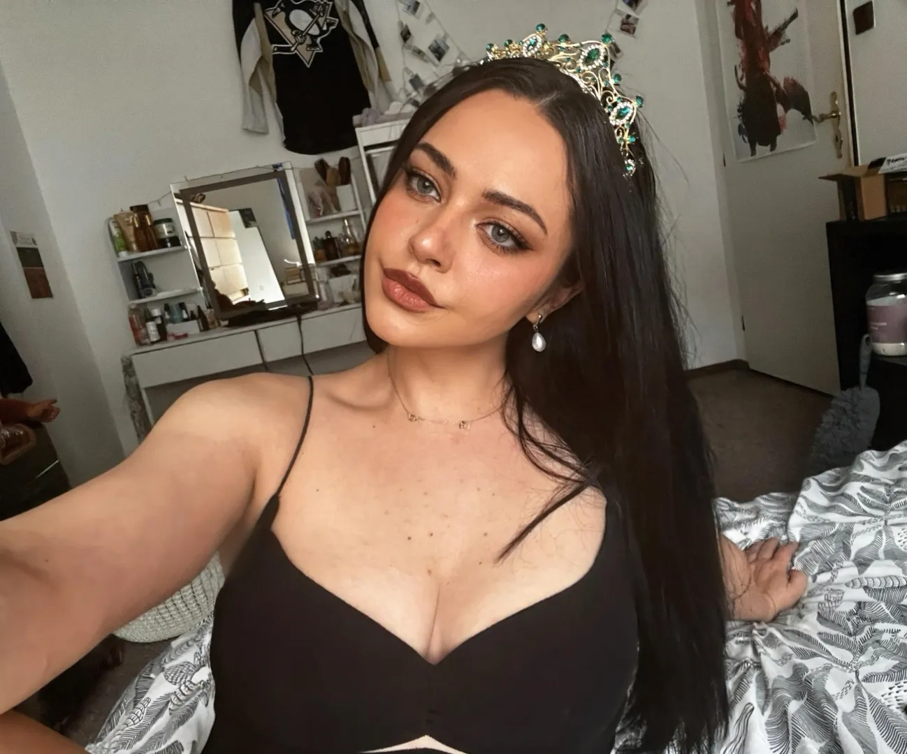 Look into my eyes and repeat after me “I’m yours to control, Goddess”.