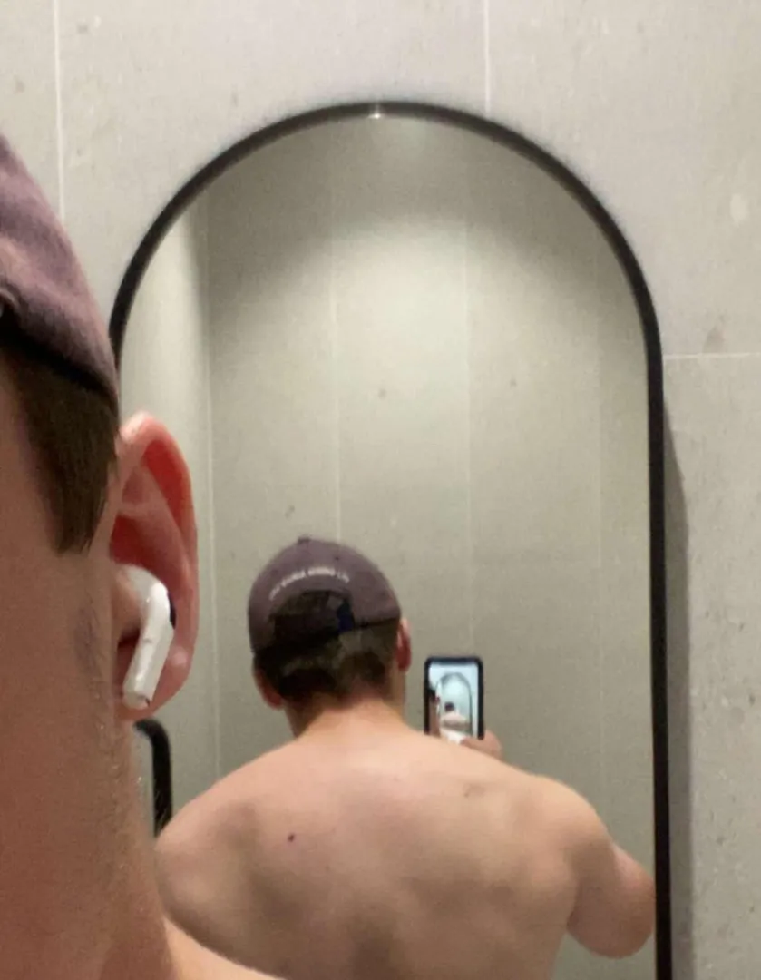 Lookin for a fuck (m) 18