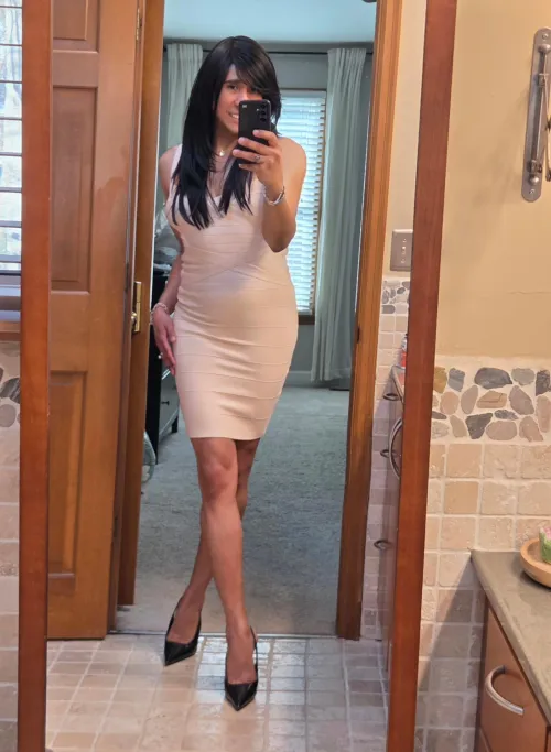 Looking cute or looking major haha...all I know sometimes feeling good plays a big role haha  ☺️   ❤️ 