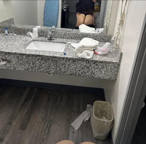 Looking for a F for me and my bf or a open minded couple