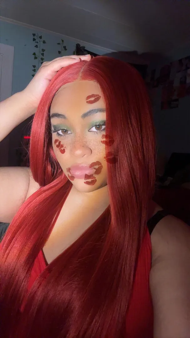 Looking for a long term simp to spoil me