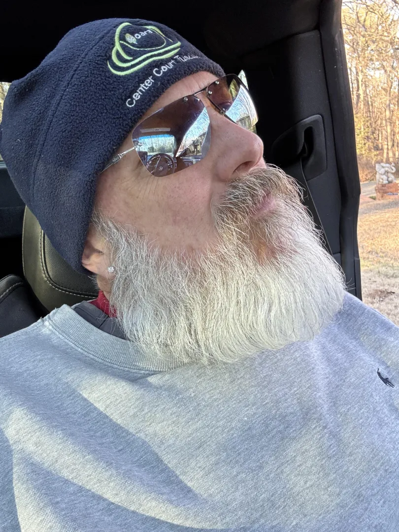 Looking for live porn in Tuscaloosa and close by 48