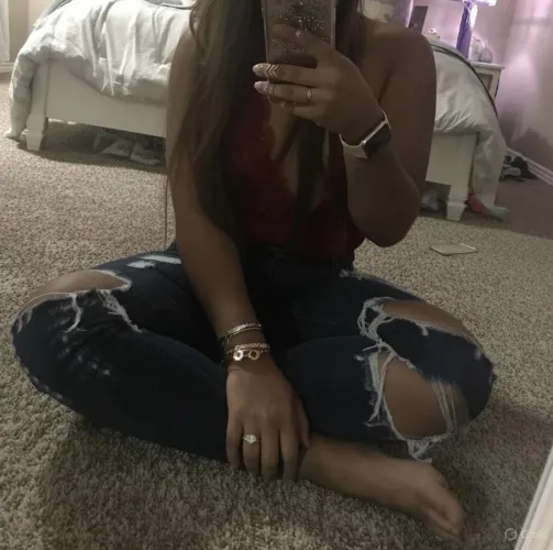 Looking for slutty bestie!