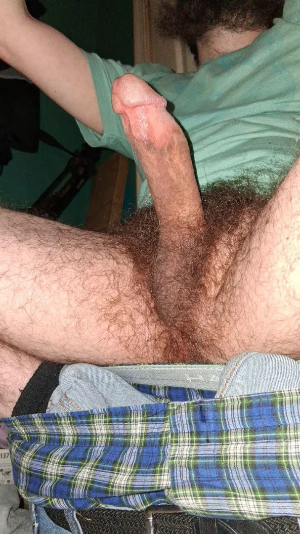 Looking for some country Bros to help me out.