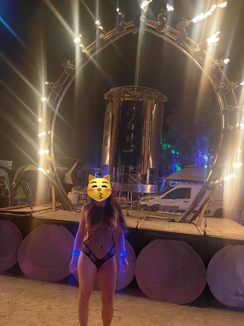 Looking forward to the weekend at Caliente, despite the cold weather! Good thing there are lots of activities to keep us warm ;)