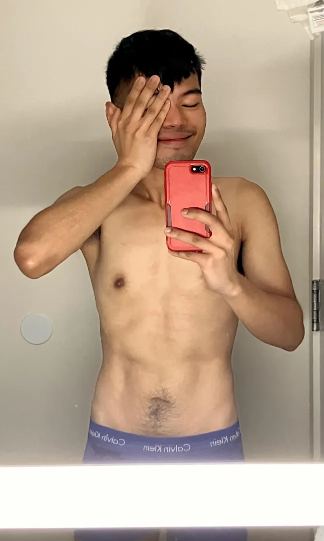 Looking to suck today. Send pics 