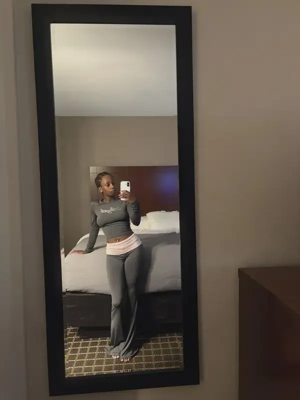 Looking to tag team this girl