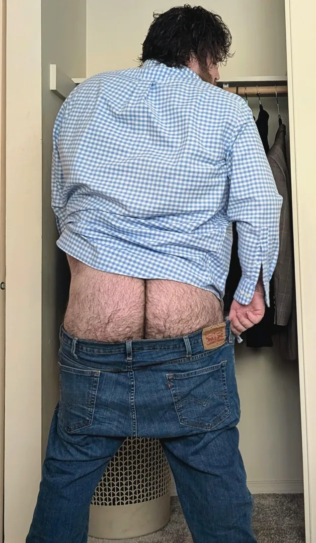 Looks like the moon's still out this morning