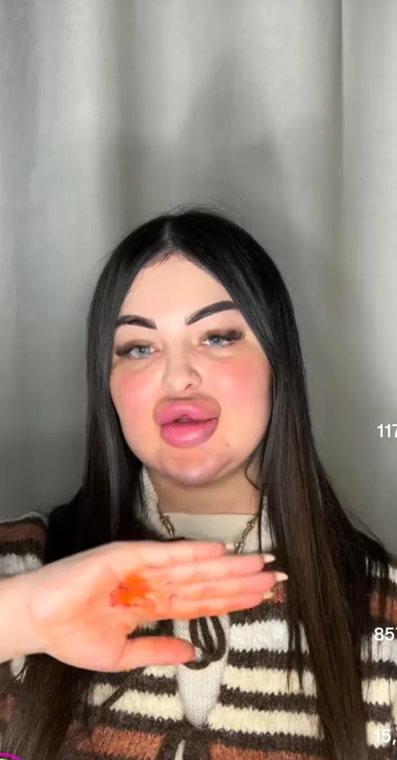 Looks so uncomfortable