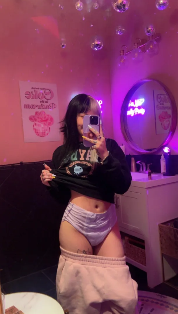 Love how the purple lights up everything