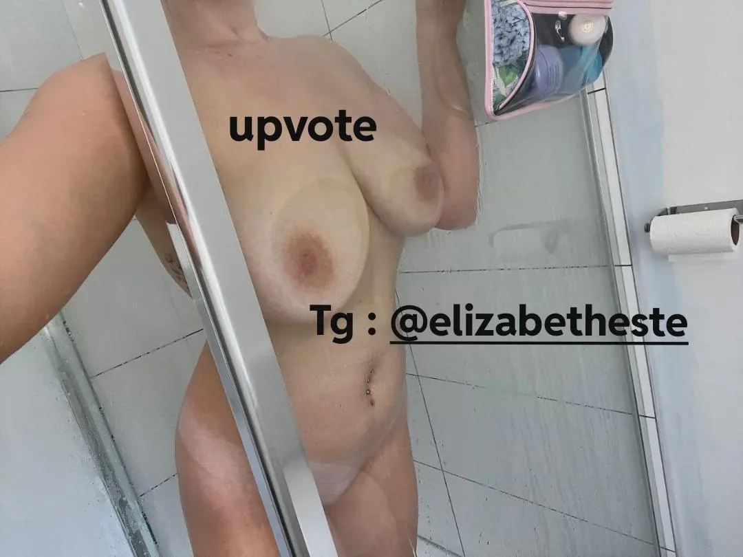 Love the gape after I squat fuck this wonderful toy