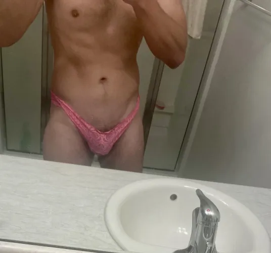 Love wearing the wifeys thong :)