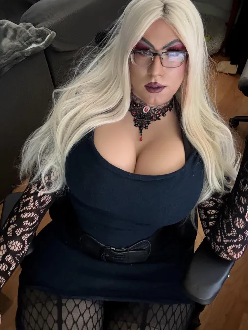 Love wearing tight clothing