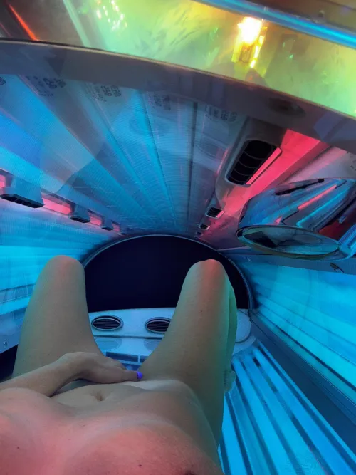 Loving getting naughty on the sunbed
