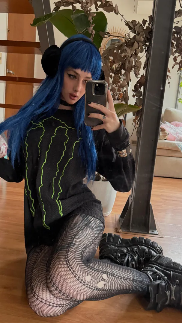 Low effort link-up if you’re close + can host - msg me on lg: ,.lunarumes.'