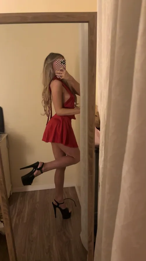 Lurking my page SO hard again, aren’t you? You’re so addicted to me! How bratty, spoiled and greedy I am. Lurking my captions and throne over & over and u only get weak to my posts now. I programmed u this way. Mindfucked u SO deep u cant stop. O