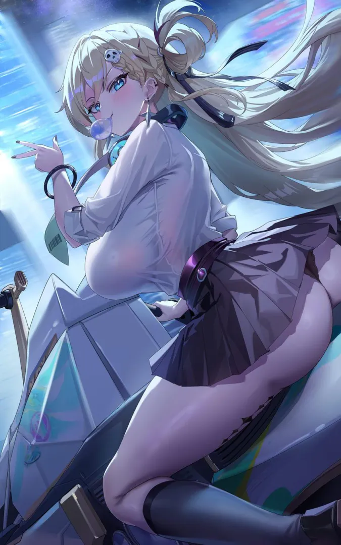 Lynae & Her Booty on Bike [Wuthering Waves]