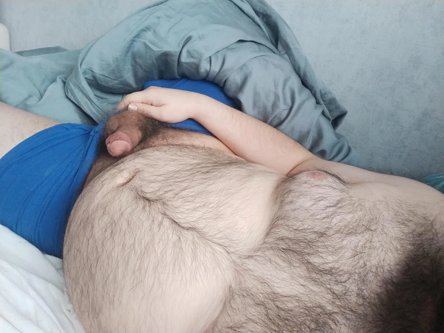 M 22 (location) Germany Any girls wanna try and get me hard? DMs open