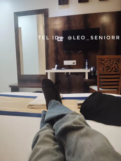 (M) 25 Can host today in Andheri Intrested in CNC & Humiliation