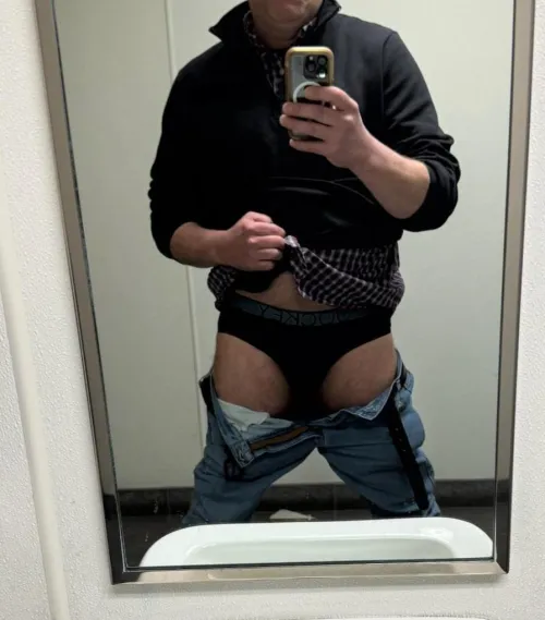 M 4 mf. Any couples looking for a bi guy to live out some kinks
