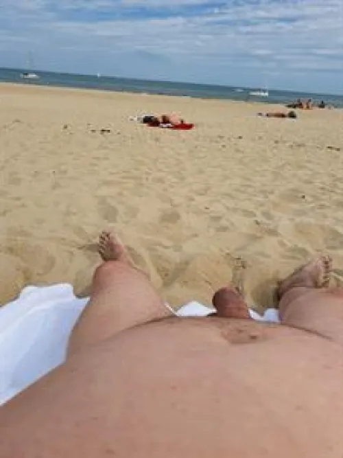 M (58) anyone else on here go to a nudist beach?