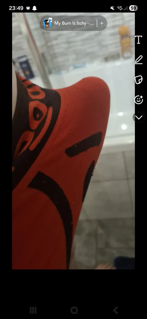 M18, Swansea looking for someone to fuck me or I can drain your balls 