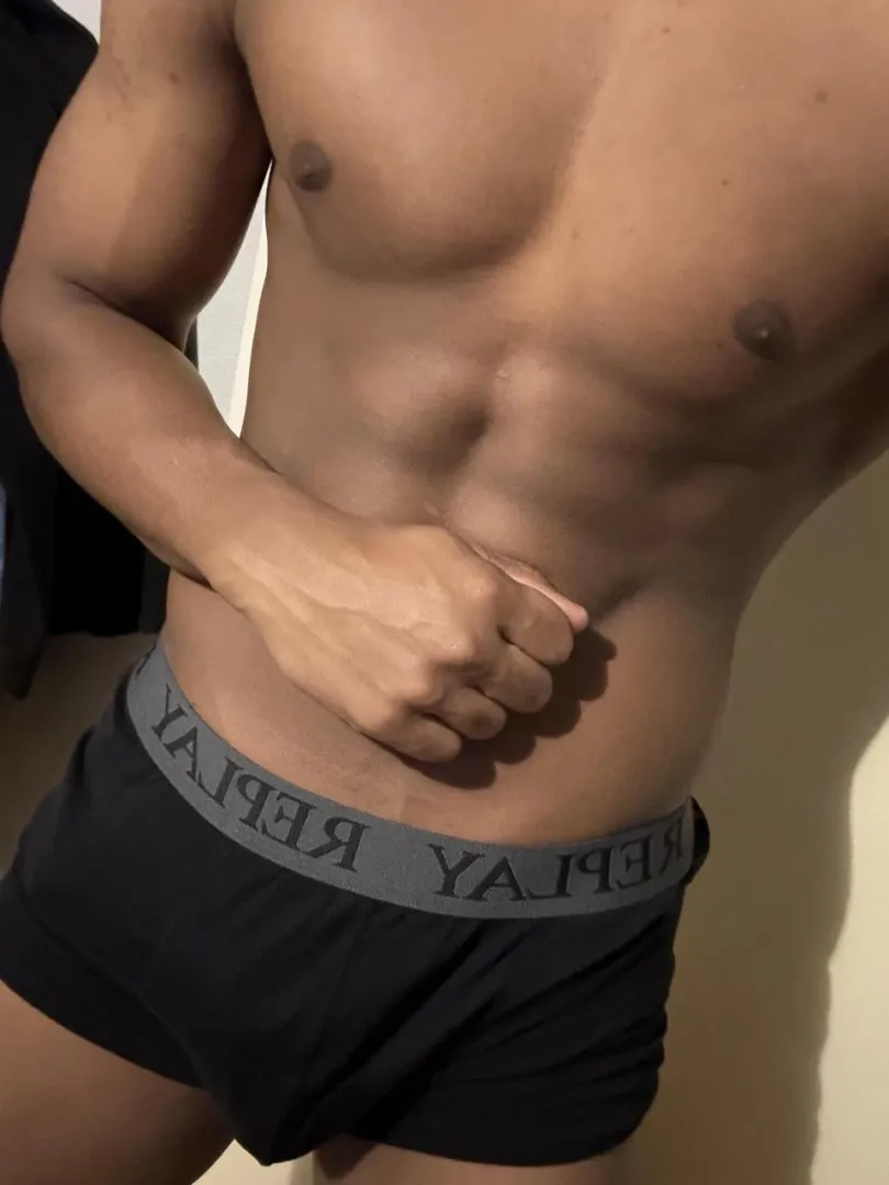 M20 Groningen opzoek naar F om mij te ontmaagden