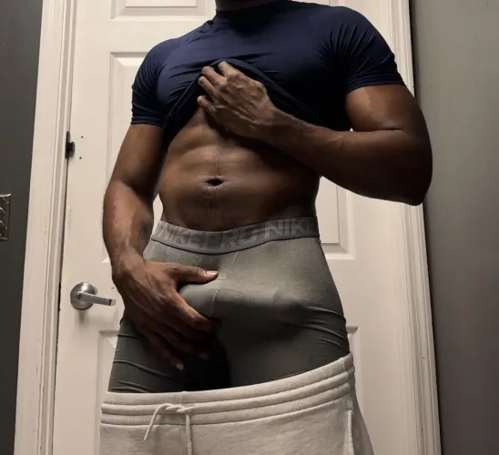 M(25) Bi, post gym bulge
