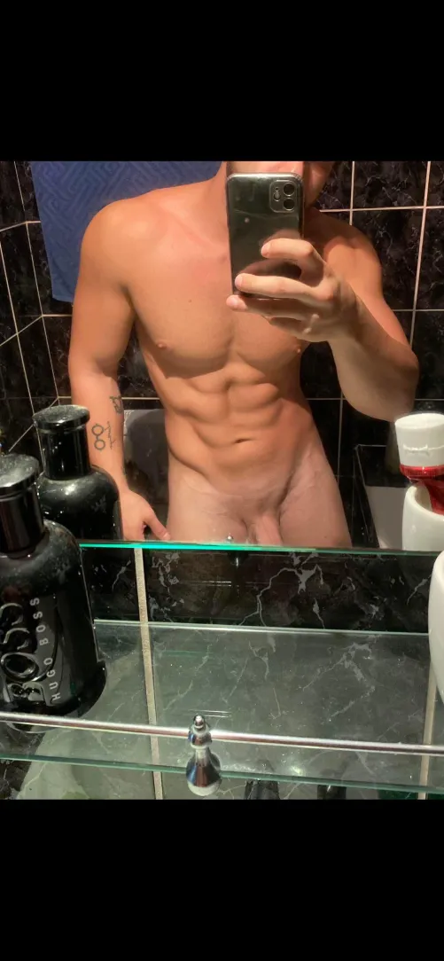 M25 F23 Looking for fun tonight in Macomb. More pictures in messages