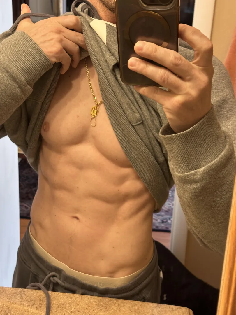 M4F - 127 lb lean man need massage now