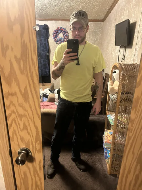 [M4F] #Gettysburg anyone wanna grab a drink