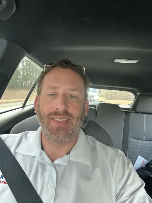 M4F in Athens area. Traveling for business trip. Would love to meet up for some quick fun. Coming from Augusta. 39 yr old male.