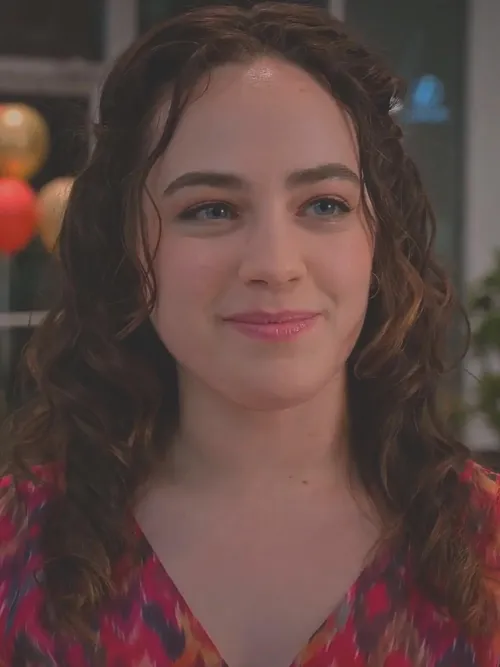 [M4F] Looking for a detailed partner to play as Samantha LaRusso from the TV Show 