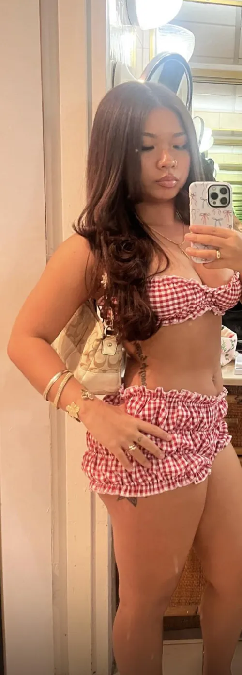 May I be your fav Asian baddie? 