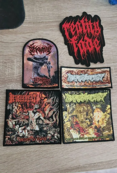Maybe this ain’t a new release, cd or anything but I wanted to share the patches that arrived today (from RealityFade)