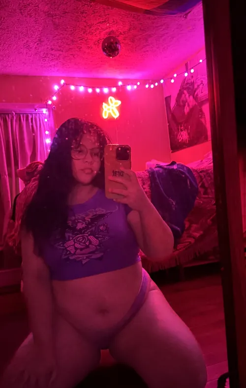 meet me for some fun (;