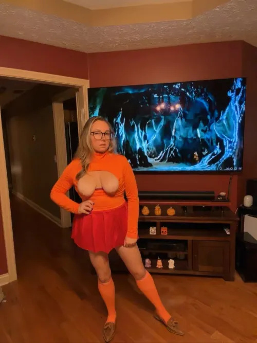 Meet me in the mystery machine