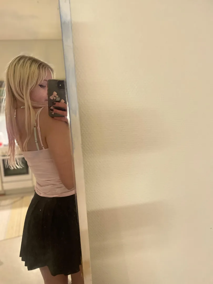 mennäänkö yhess suihkuun? 