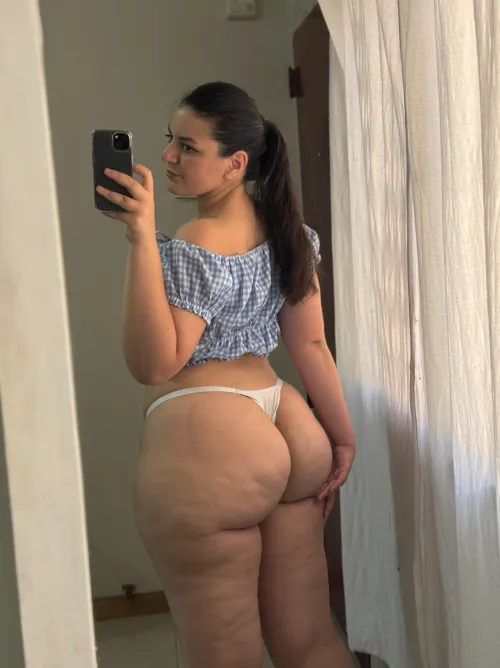 Mes rondeurs dérange quelqu'un ici ?