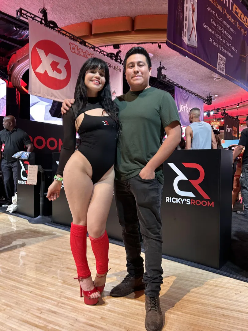 Met Yhivi at the X3 Expo