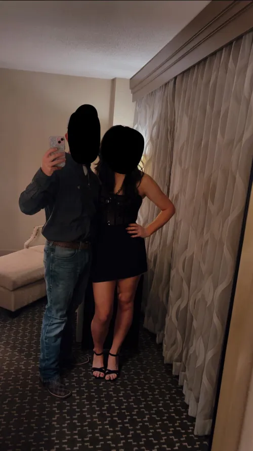 Mf 31/33 looking for a couple or single male to meet up with at mud nationals in march and have some fun!