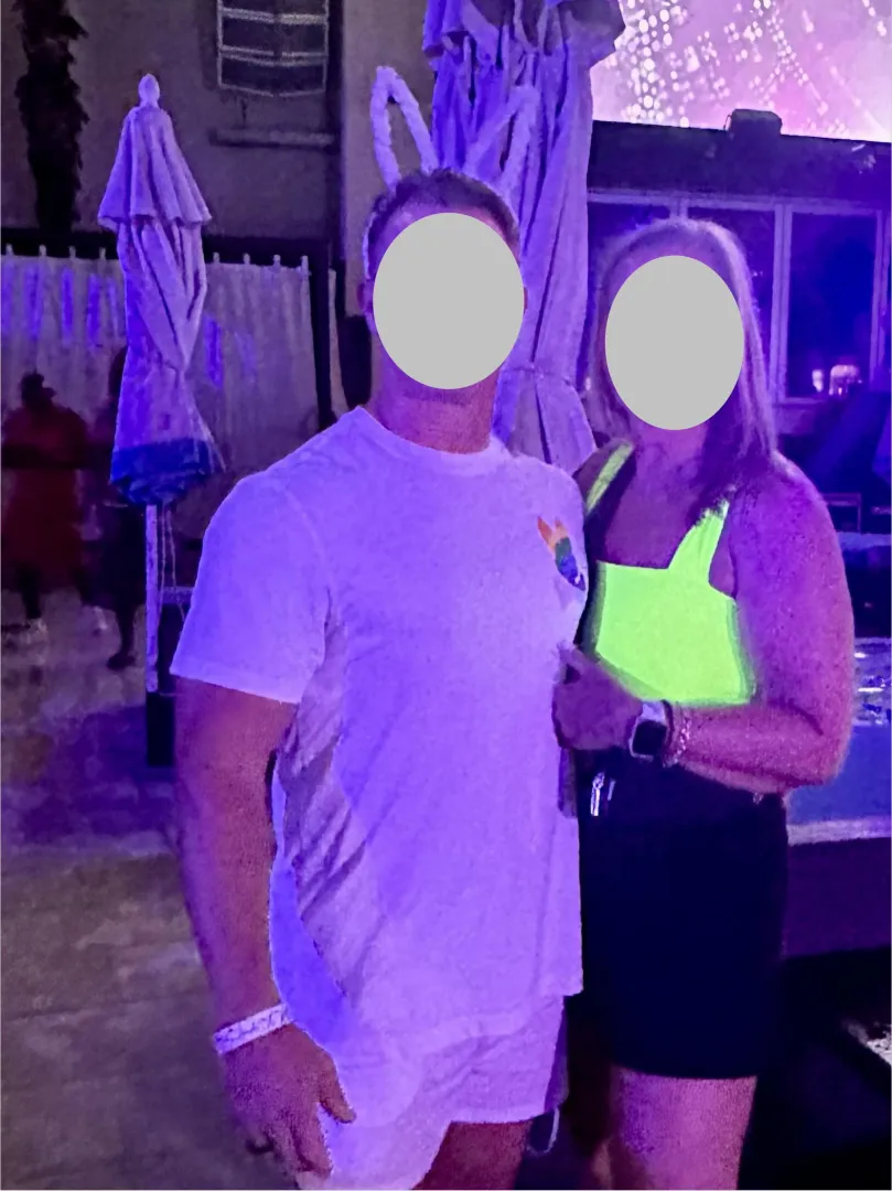 [MF]4[F] 54/53 Couple looking for their submissive slut