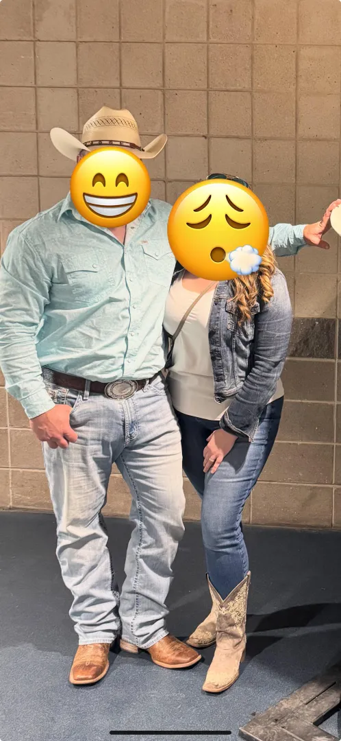 M/F4F ISO petite woman. Read description