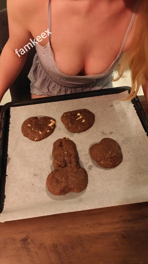 Mijn valentijnskoekjes zijn een beetje apart geworden dus ik post ze vandaag maar 