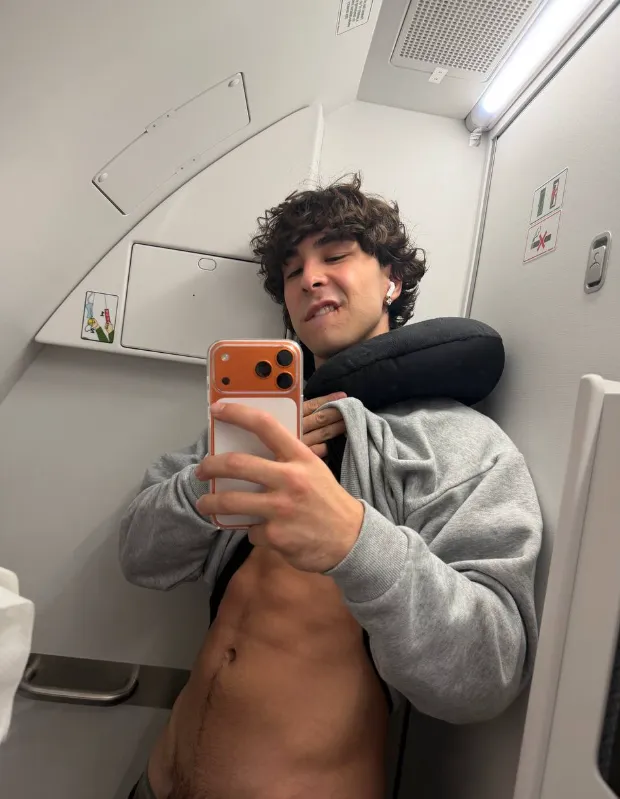 Mile high bathroom selfie