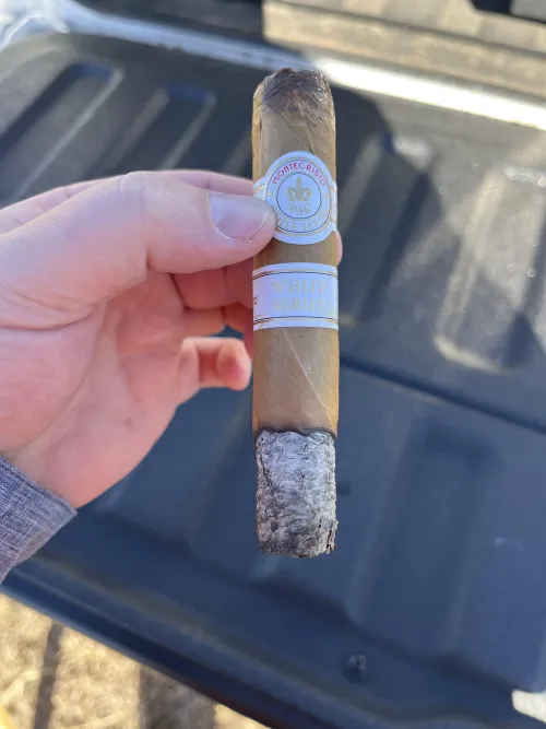 Montecristo White Series