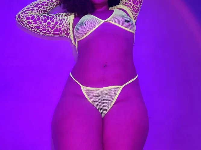 my body will be the only thing your eyes crave and you will wake up every morning with your brain obsessed over just an inch of my skin