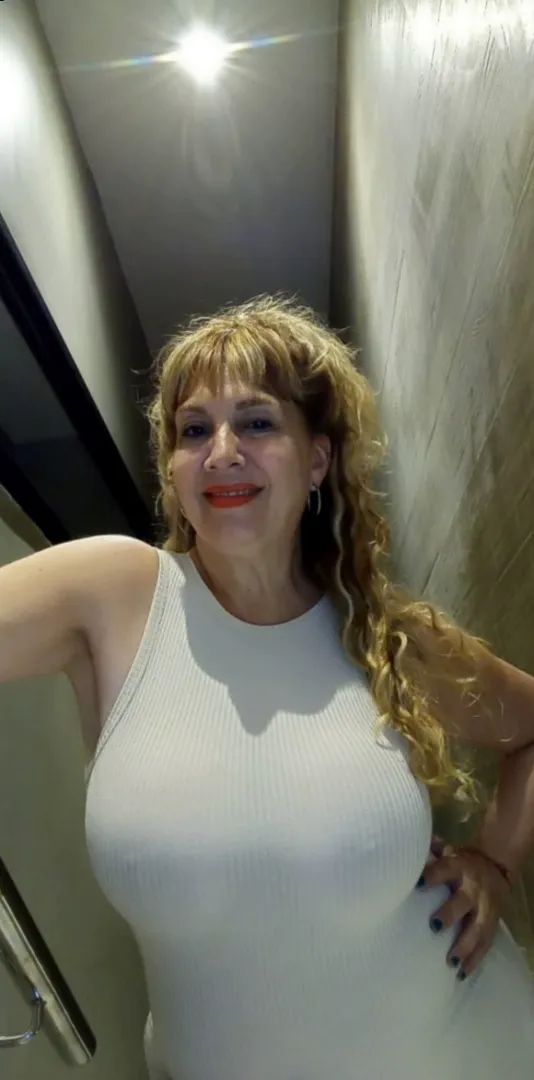 My curves got your attention