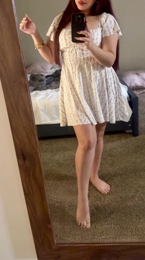 My feet appreciate being barefoot ✨